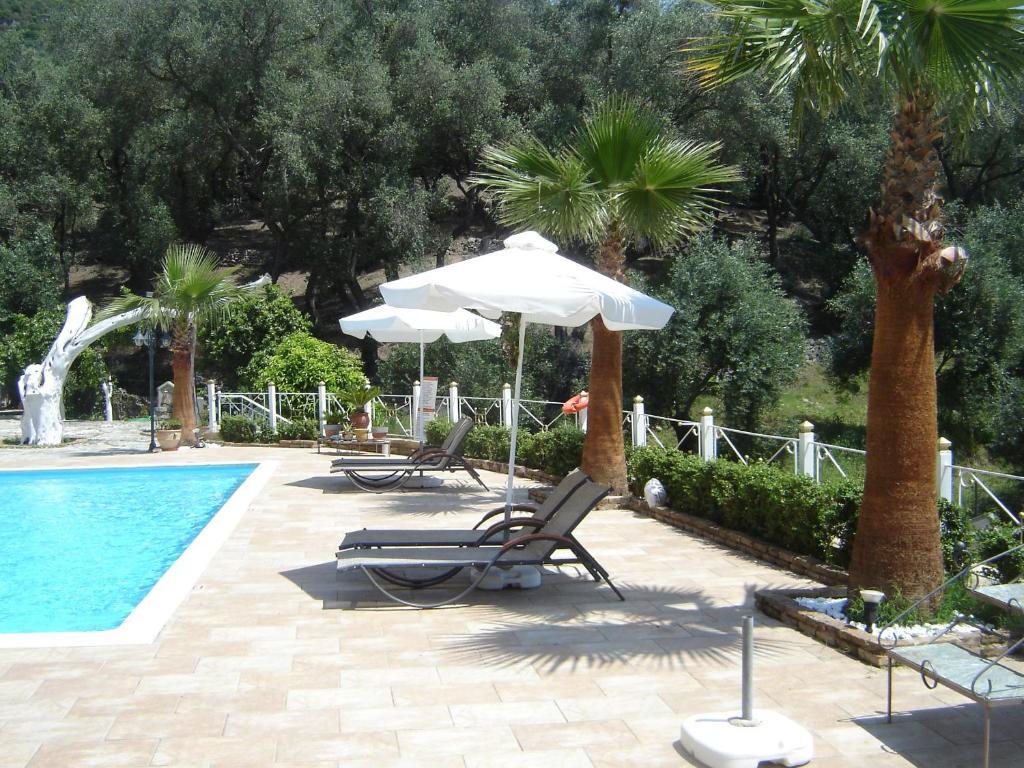 Golden Sun Apartment Parga Exterior foto