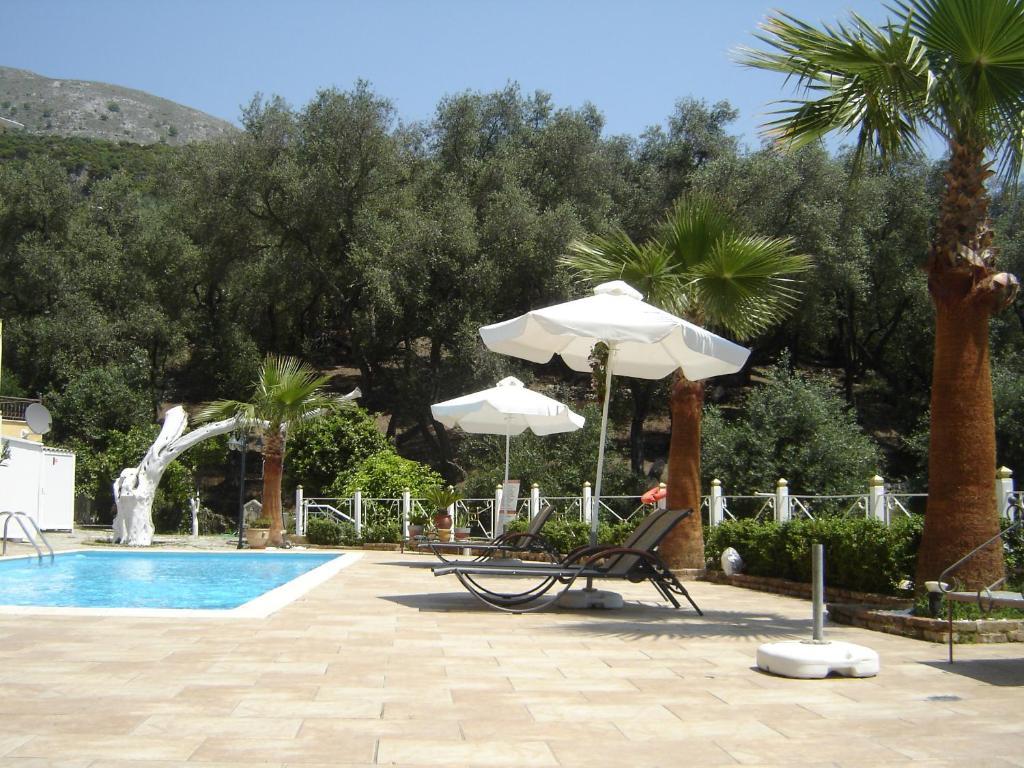 Golden Sun Apartment Parga Exterior foto