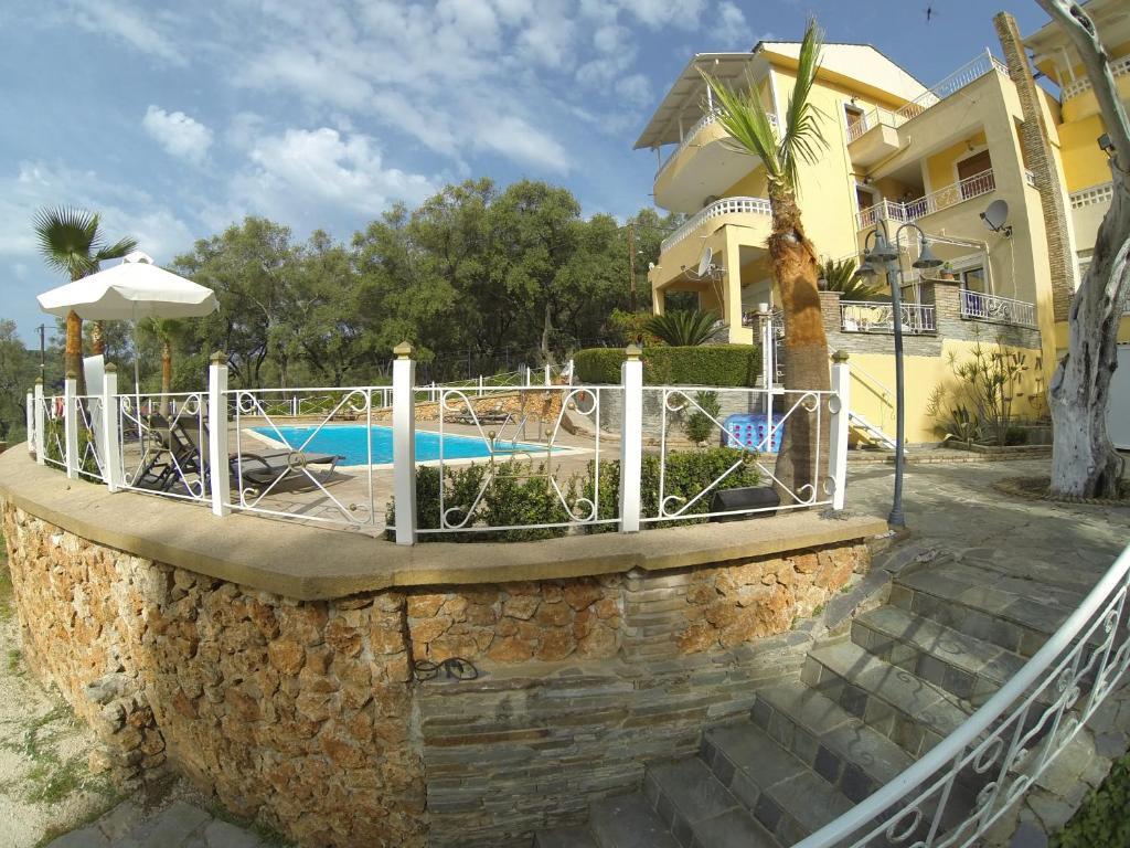 Golden Sun Apartment Parga Exterior foto